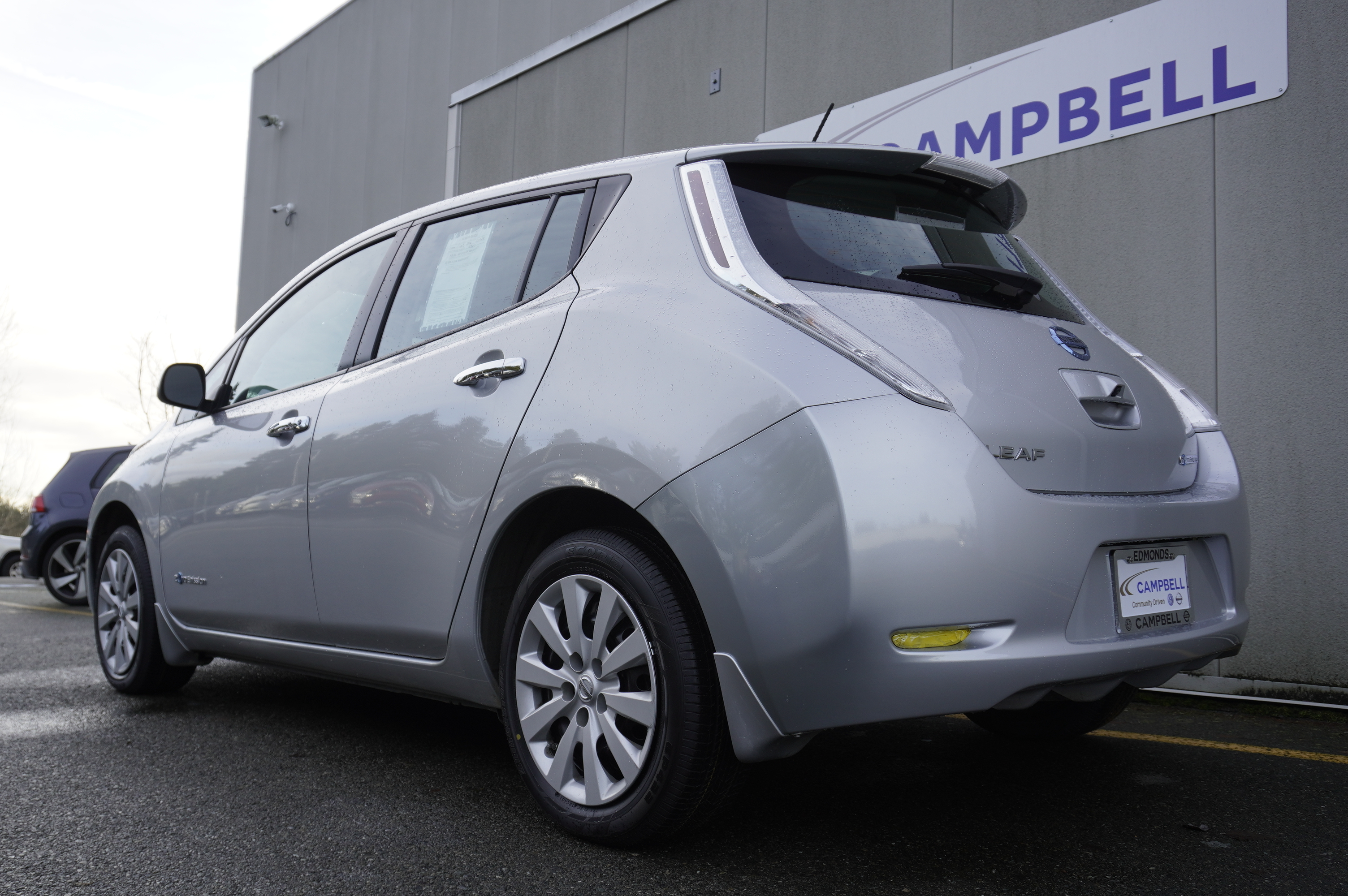 Certified Pre-Owned 2016 Nissan LEAF S 4D Hatchback in Edmonds #N9699 ...